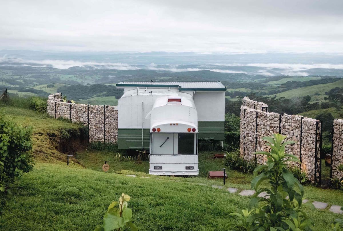 Valley Views converted bus with a plunge pool and 180-degree valley panorama